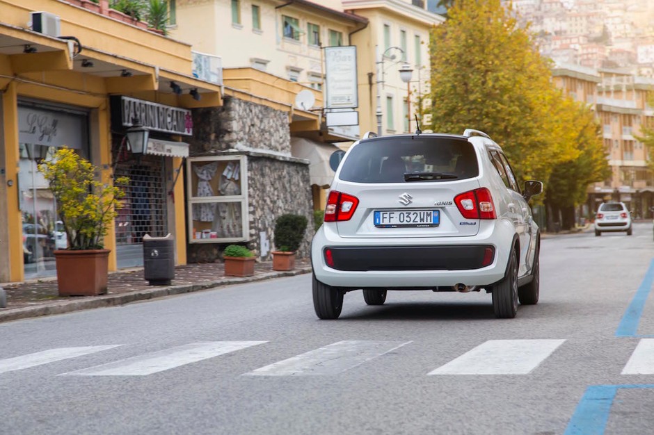 Suzuki Ignis
