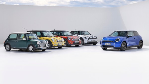Nowe MINI Cooper wygląda znajomo, ale w rzeczywistości to zupełnie nowy samochód