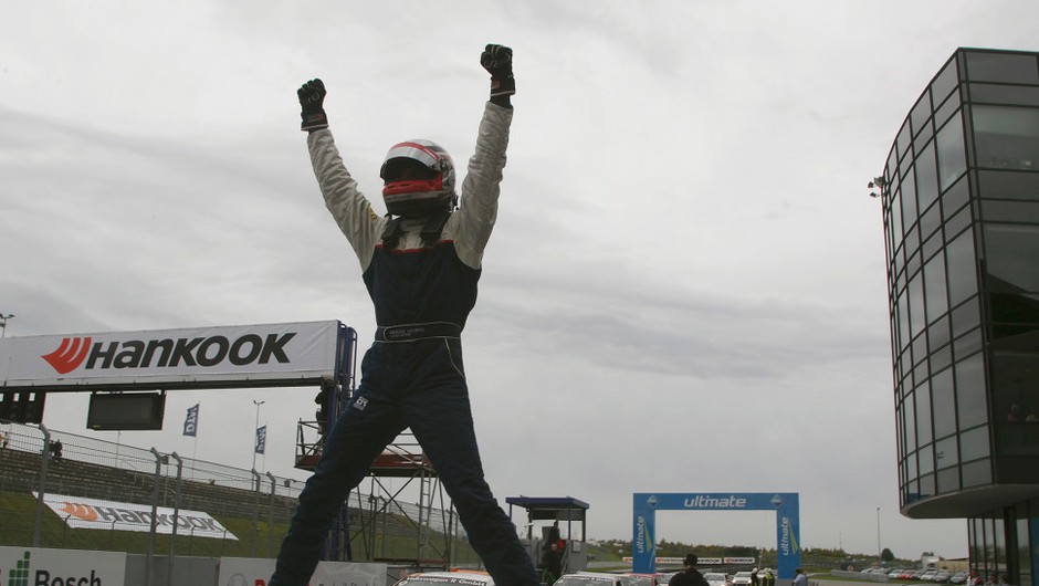 Polak zwycięzcą Scirocco R-Cup 2011 