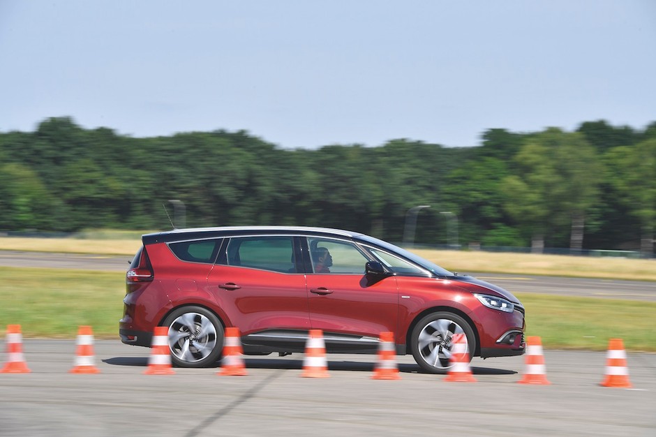 5. miejsce - Renault Grand Scénic
dCi 160