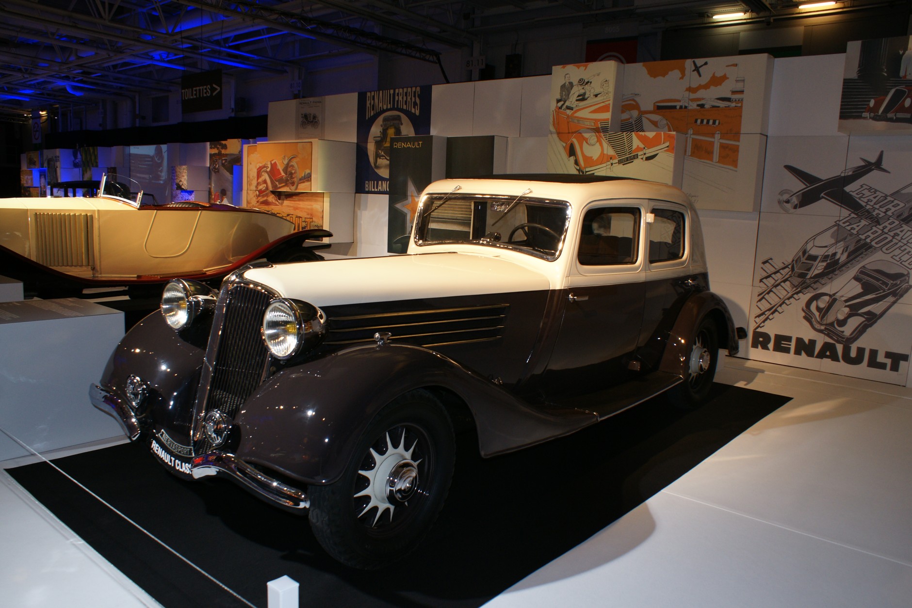 Klasyki i ich reklamy na salonie w Paryżu