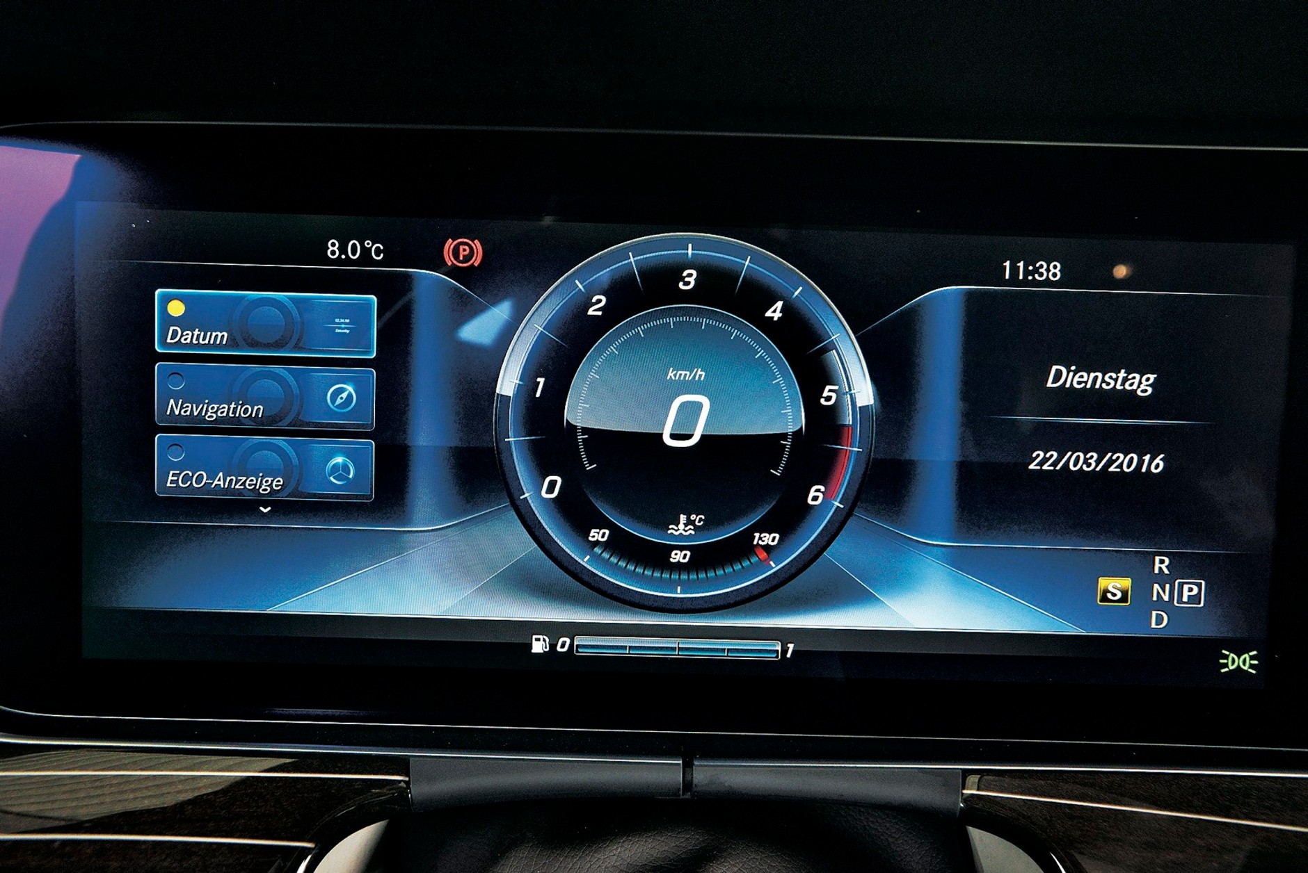 Mercedes wyhamował konkurencję - porównanie nowej klasy E z Audi A6 i BMW serii 5