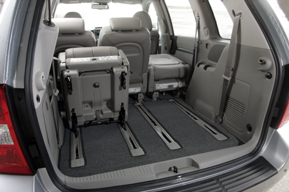 Kia Carnival - Nauka nie poszła w las