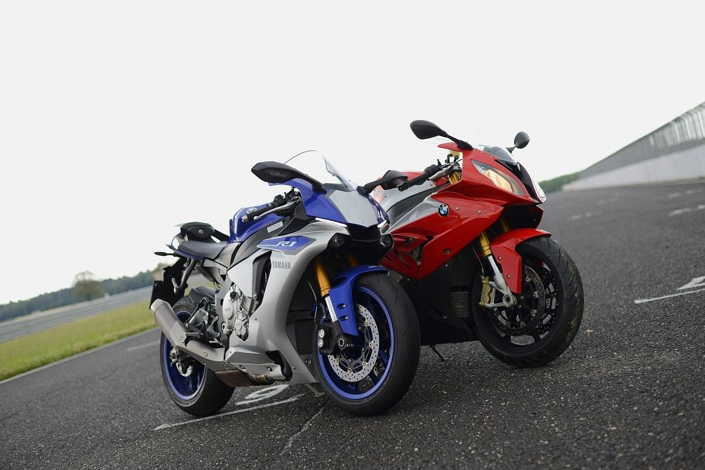 BMW S 1000RR i Yamaha YZF-R1
