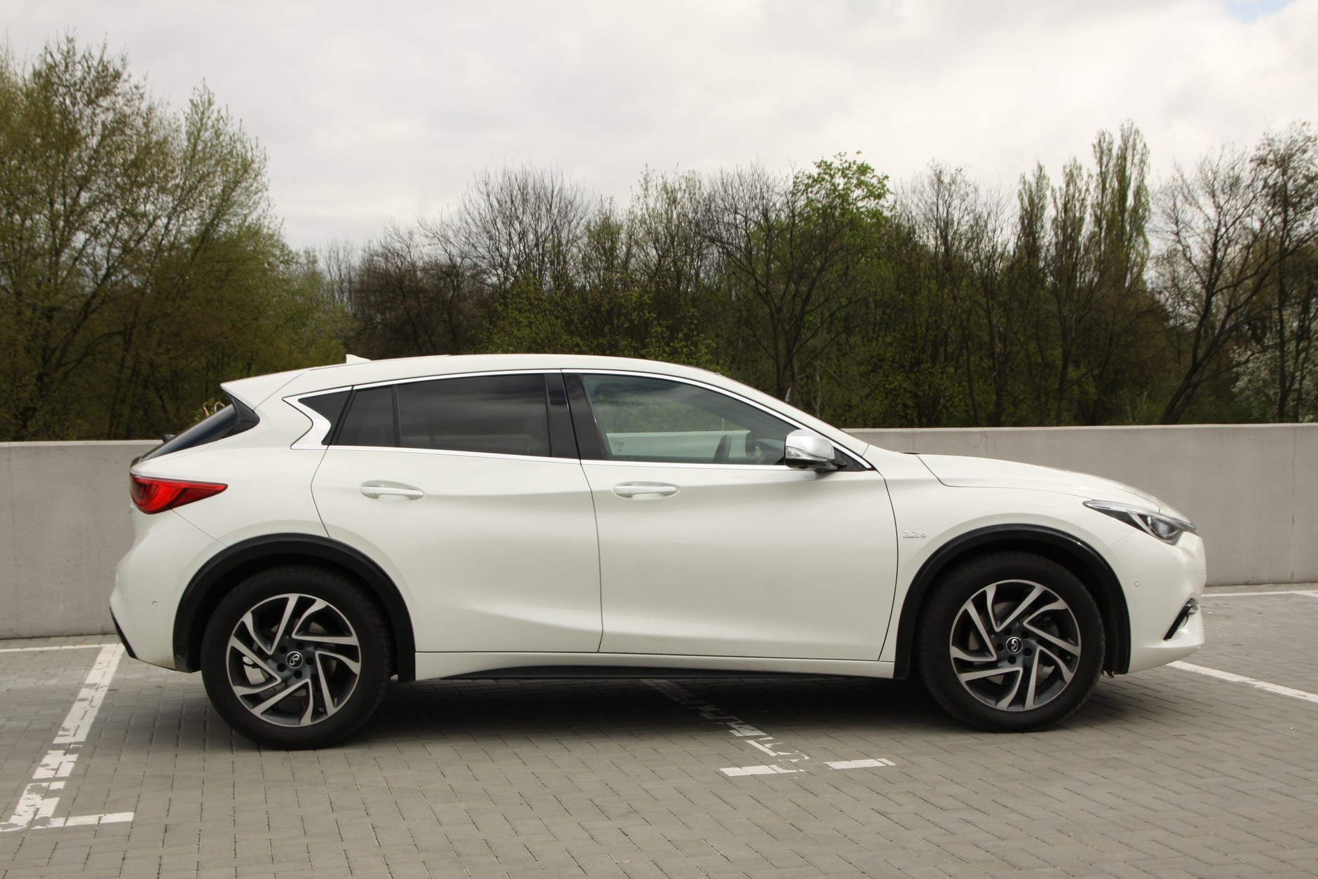 Infiniti Q30 2.2d DCT AWD