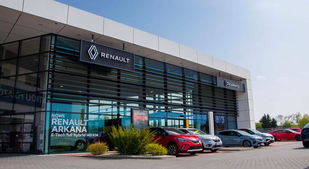 Jak co roku redakcja „Auto Świat”  we  współpracy z firmą badawczą Minds & Roses Automotive,  przeprowadziła Wielki Test Salonów. Sprawdzono aż 321 salony 24 marek.