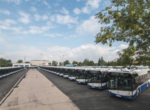 Kraków poszedł na zakupy. Do miasta trafi 190 nowoczesnych Solarisów