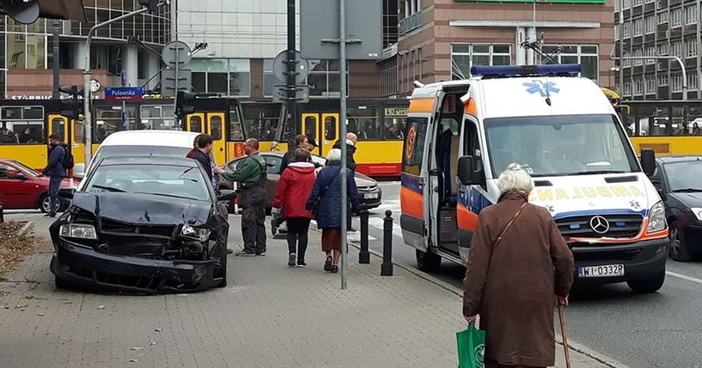 Policja wystawia zdecydowanie mniej mandatów