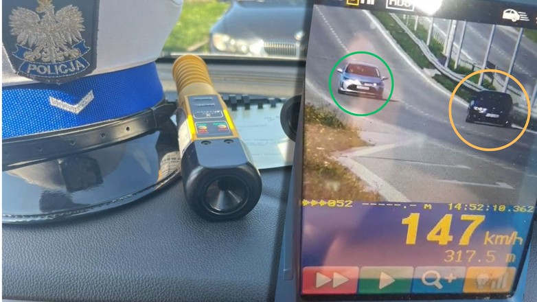 Kierowcy Toyoty i BMW urządzili nielegalny "pojedynek"