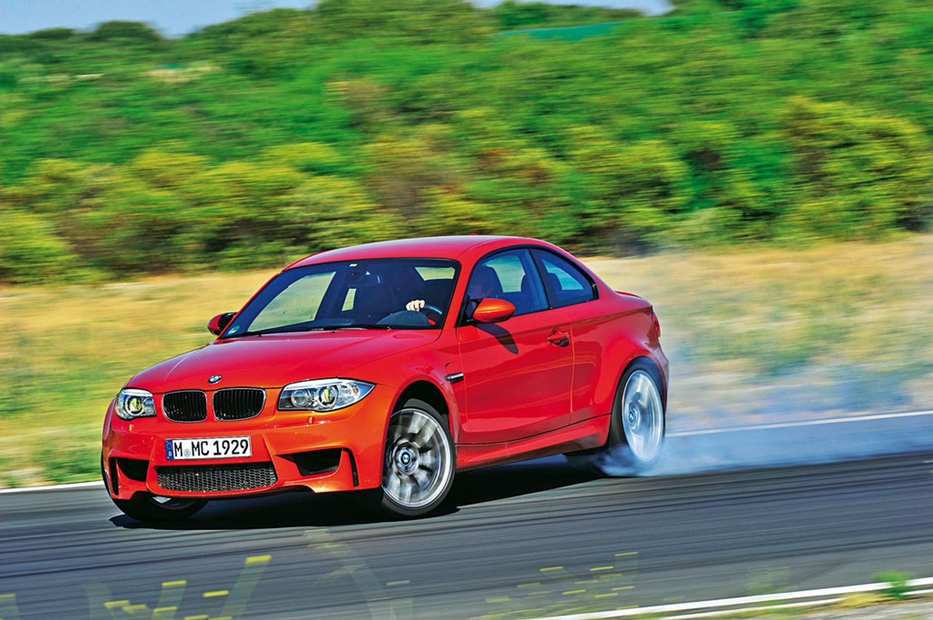 Wybieramy najlepsze  sportowe auto świata (część 2.)