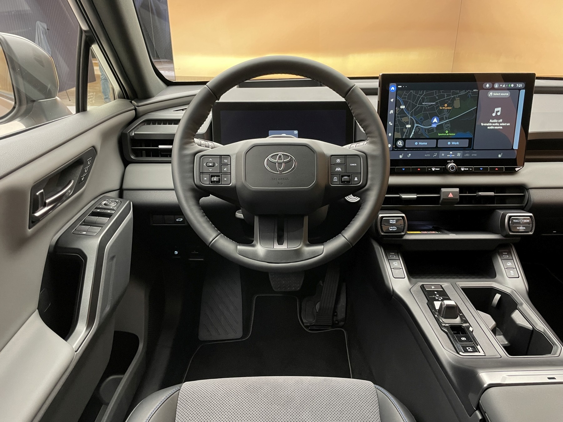 Nowa Toyota RAV4 (2025)