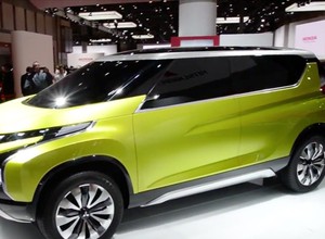Tokio 2013 - Mitsubishi Concept AR