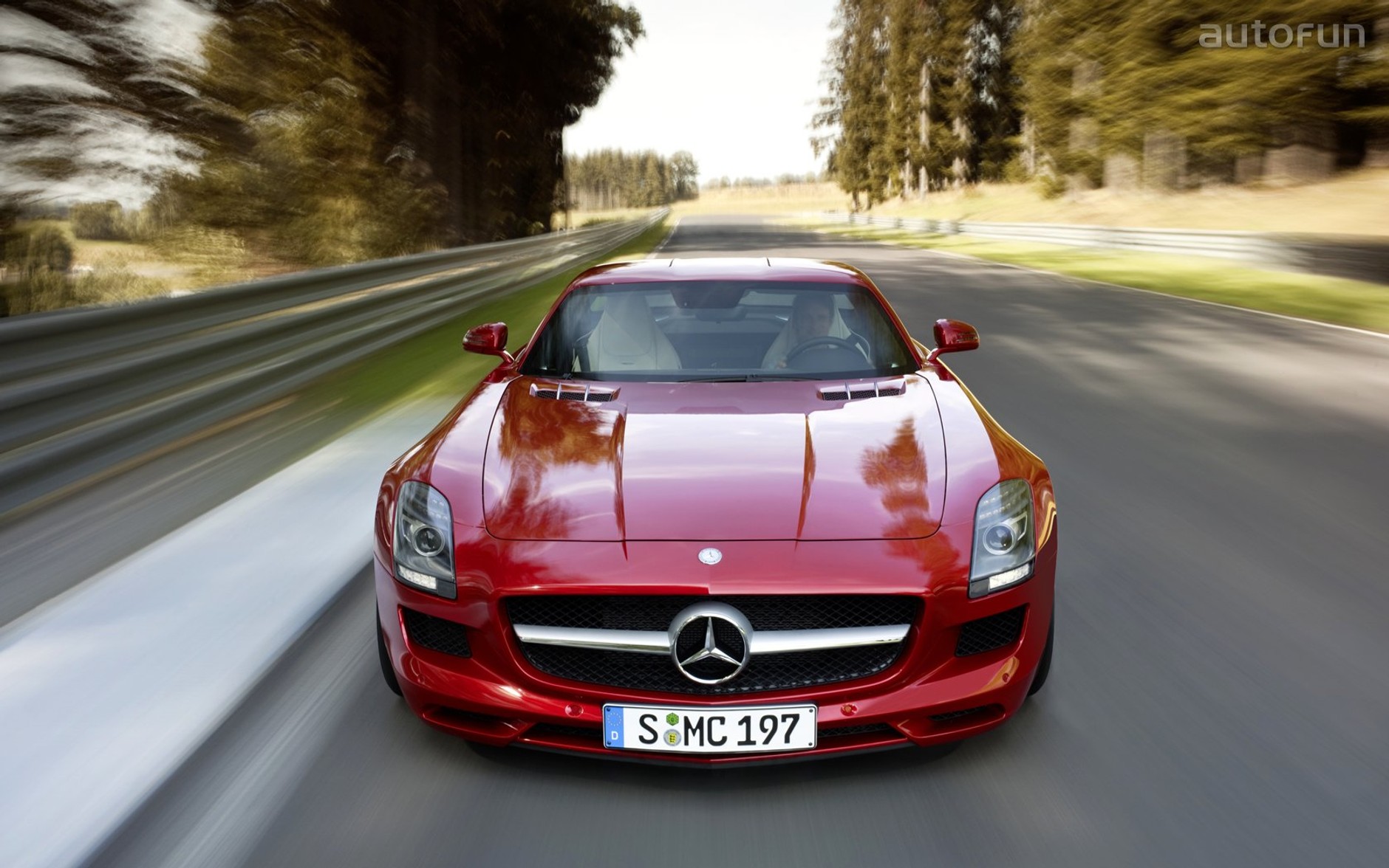 Mercedes SLS AMG