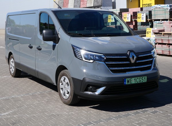Renault Trafic E-Tech ma sens, ale i tak w to nie uwierzysz