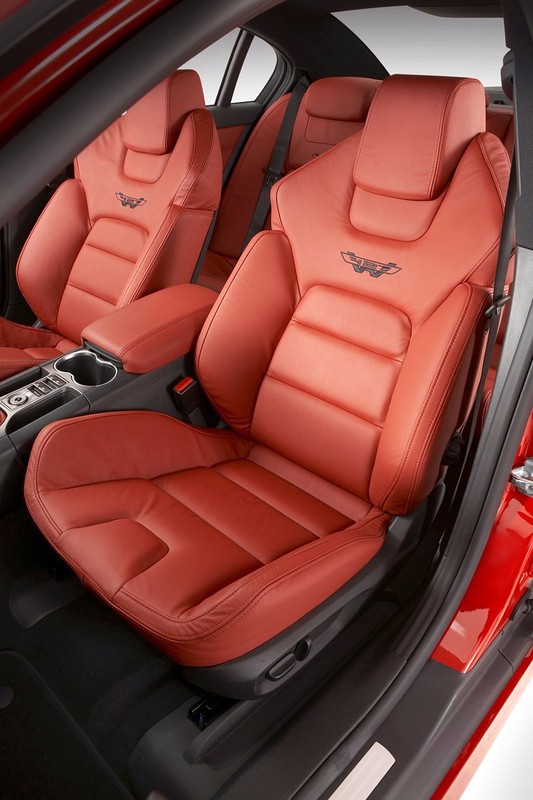 Holden HSV W427 – premiera wersji seryjnej