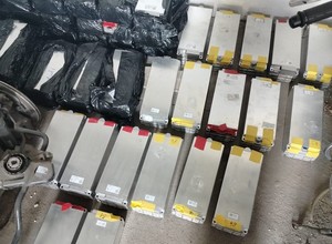 Kradł akumulatory do elektryków. Były warte ponad 150 tys. zł