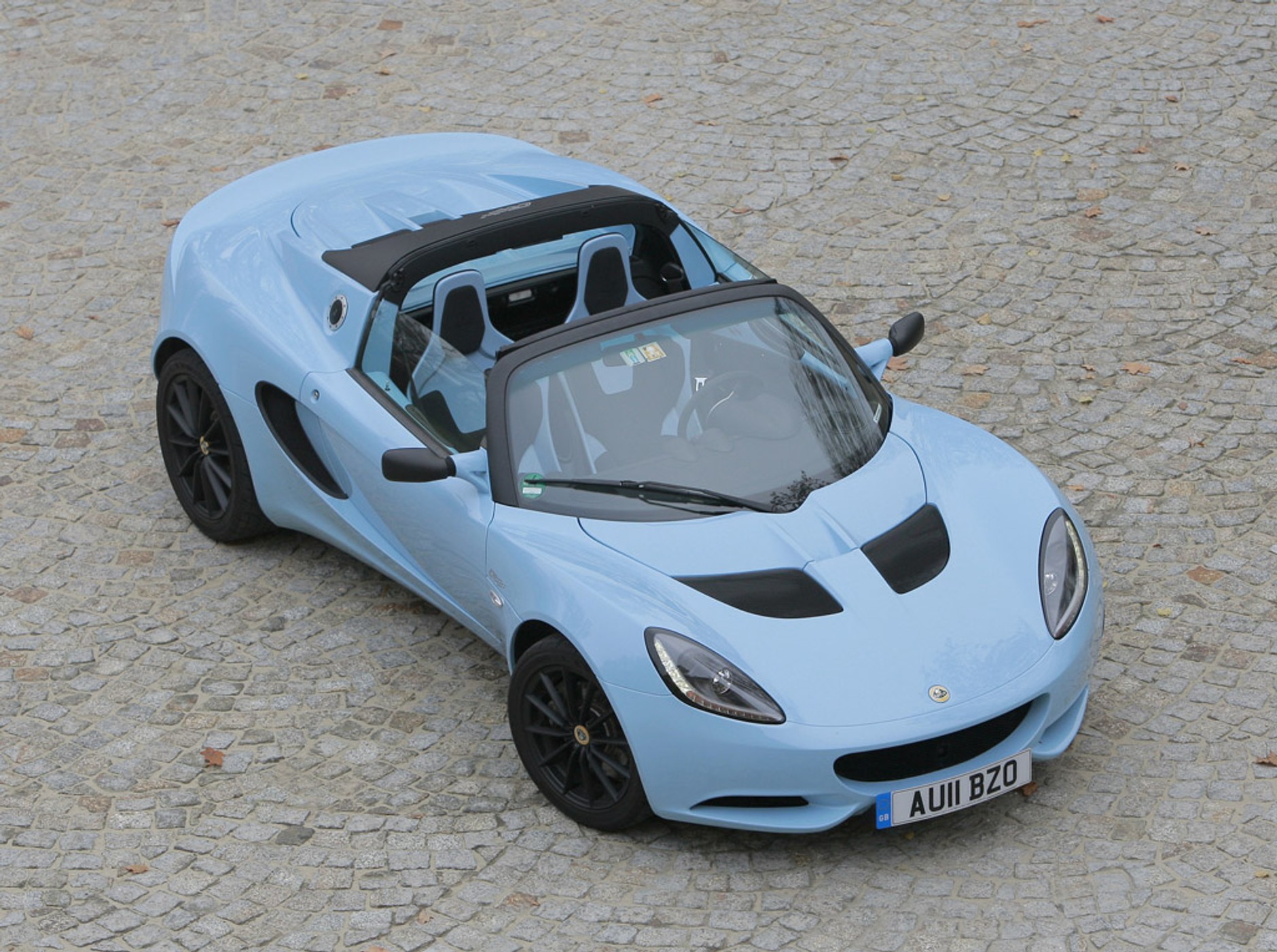 Lotus Elise Club Racer: spartański indywidualista