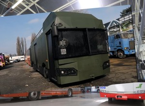 Trudno uwierzyć, że to Solaris komunikacji miejskiej z Piły. Został przerobiony w Ukrainie