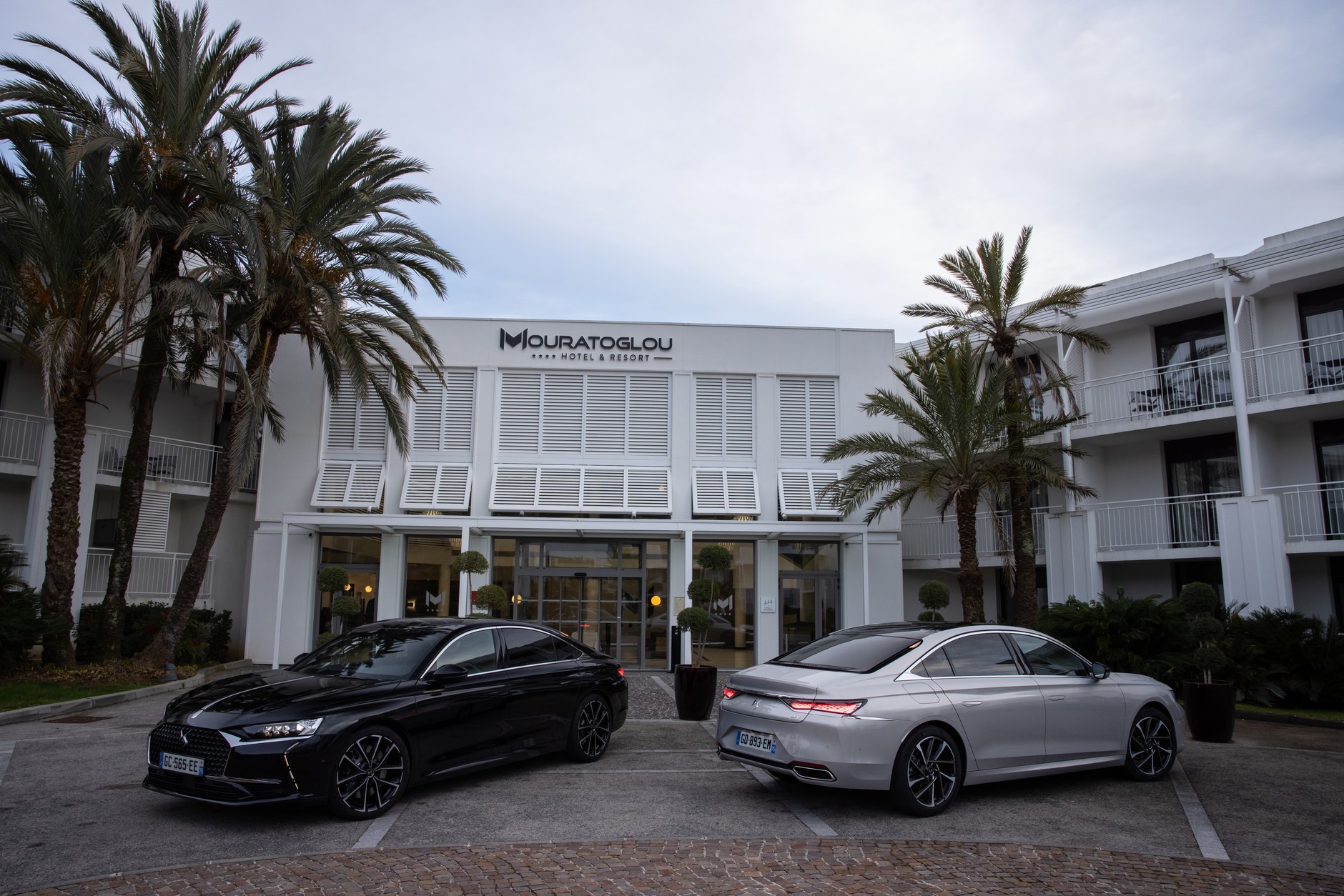 DS 9 E-Tense: 250 2WD i 360 4x4