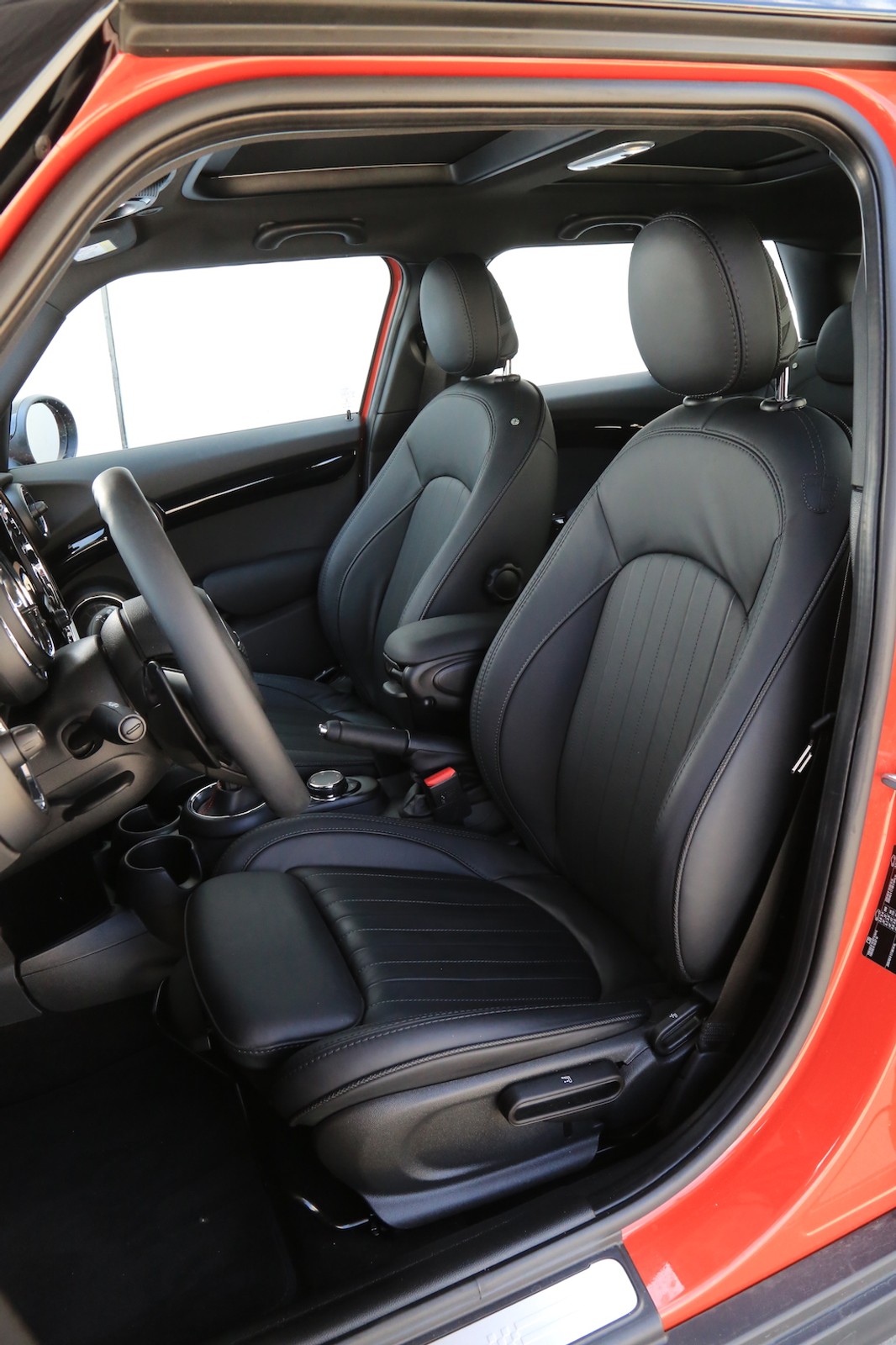 Mini Cooper S – wcale nie takie małe