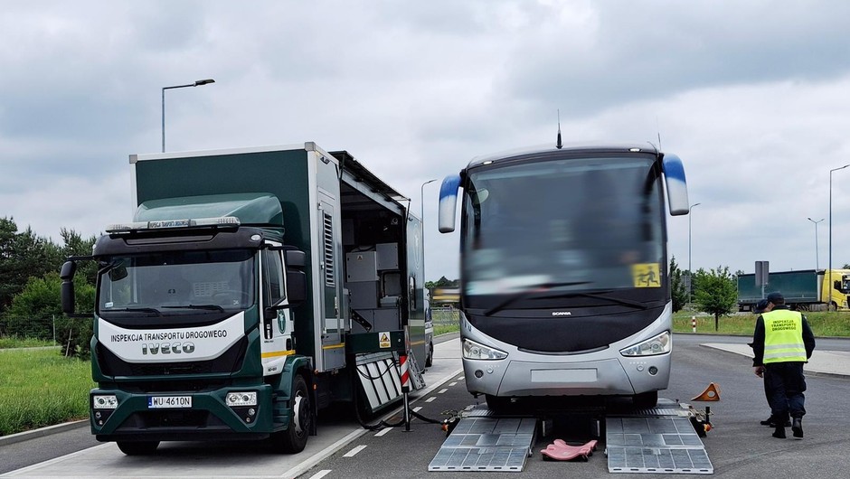 Kontrola autokarów