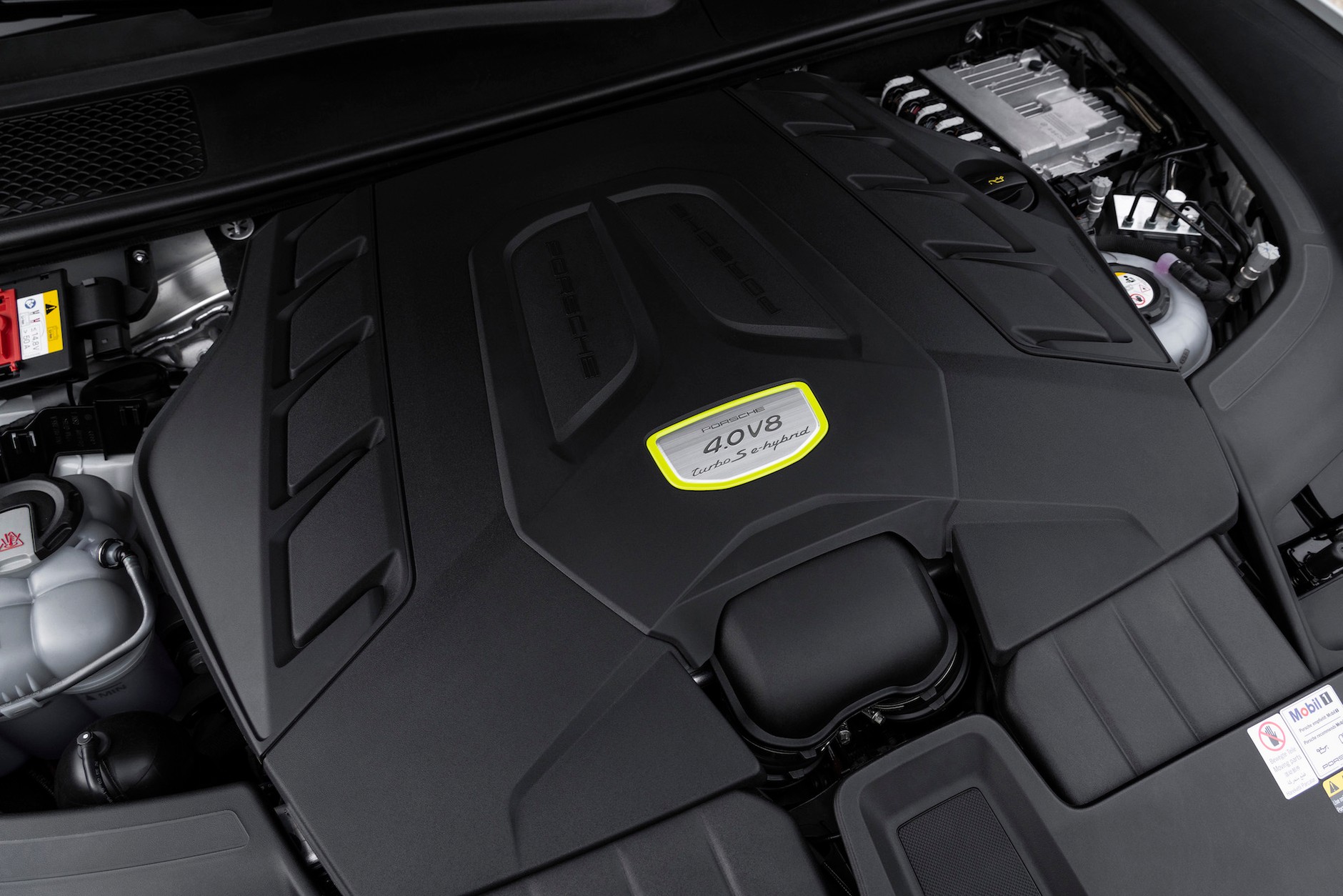 Porsche Cayenne Turbo S e-hybrid Coupé