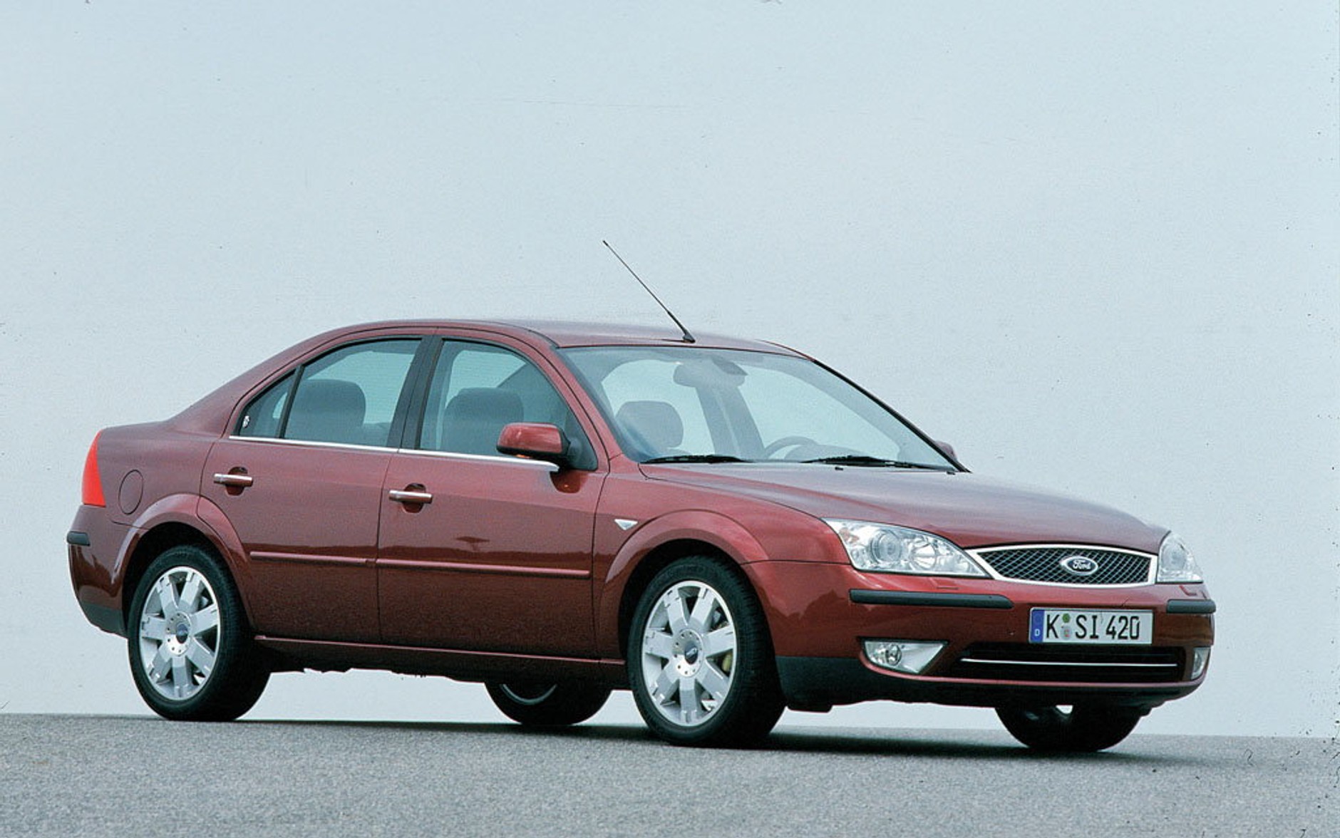 Ford Mondeo II (2000-07)