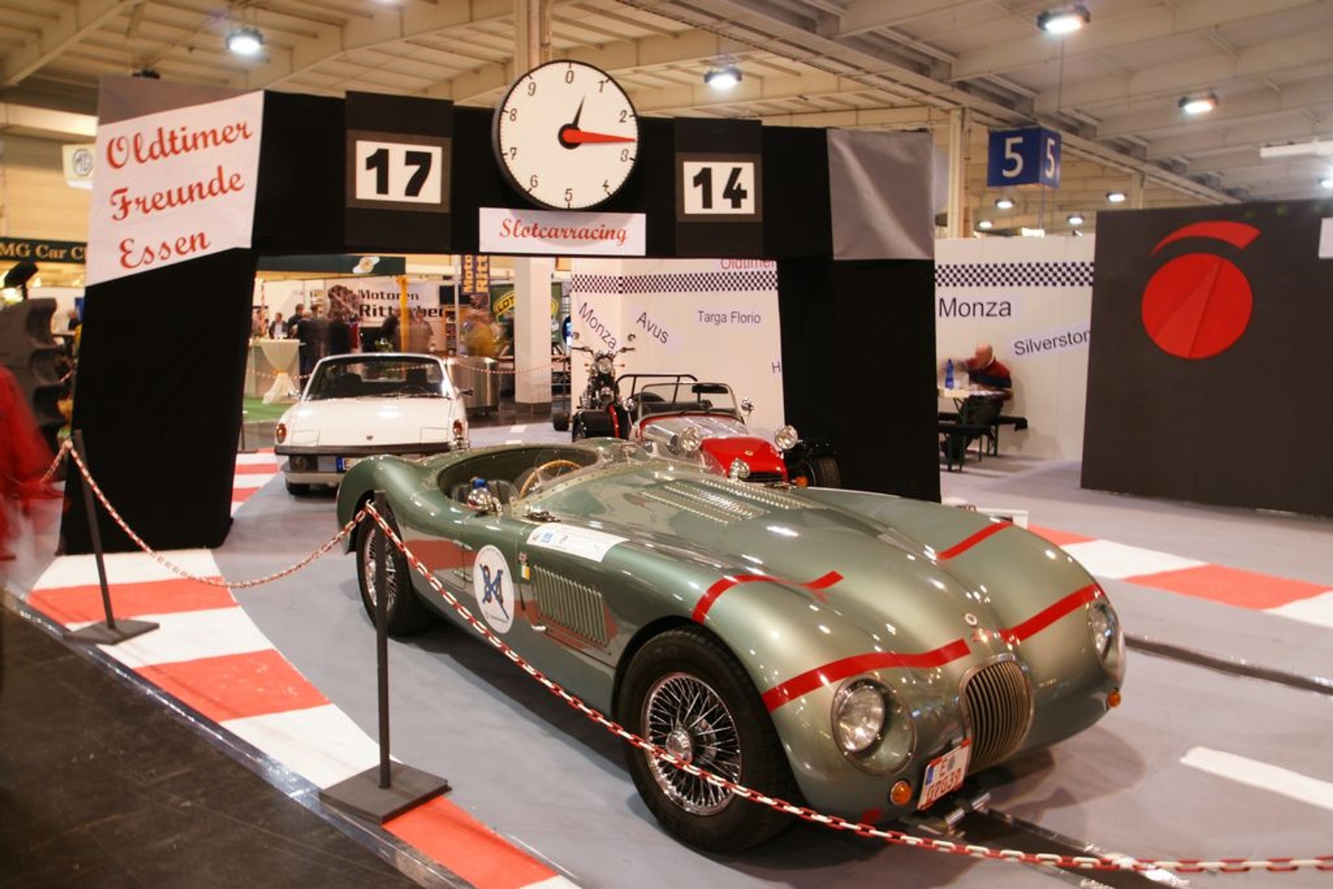 Techno Classica Essen 2010: targi rekordów - zaprzeczenie kryzysu w motoryzacji (galeria)
