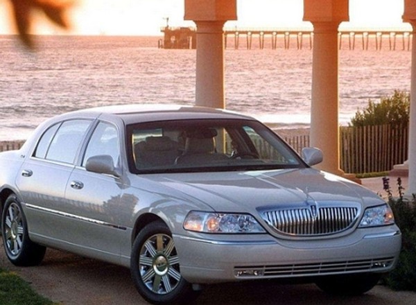 Lincoln Town Car: złote lata Ameryki