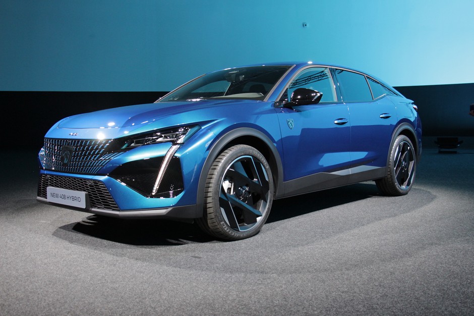 Peugeot 408