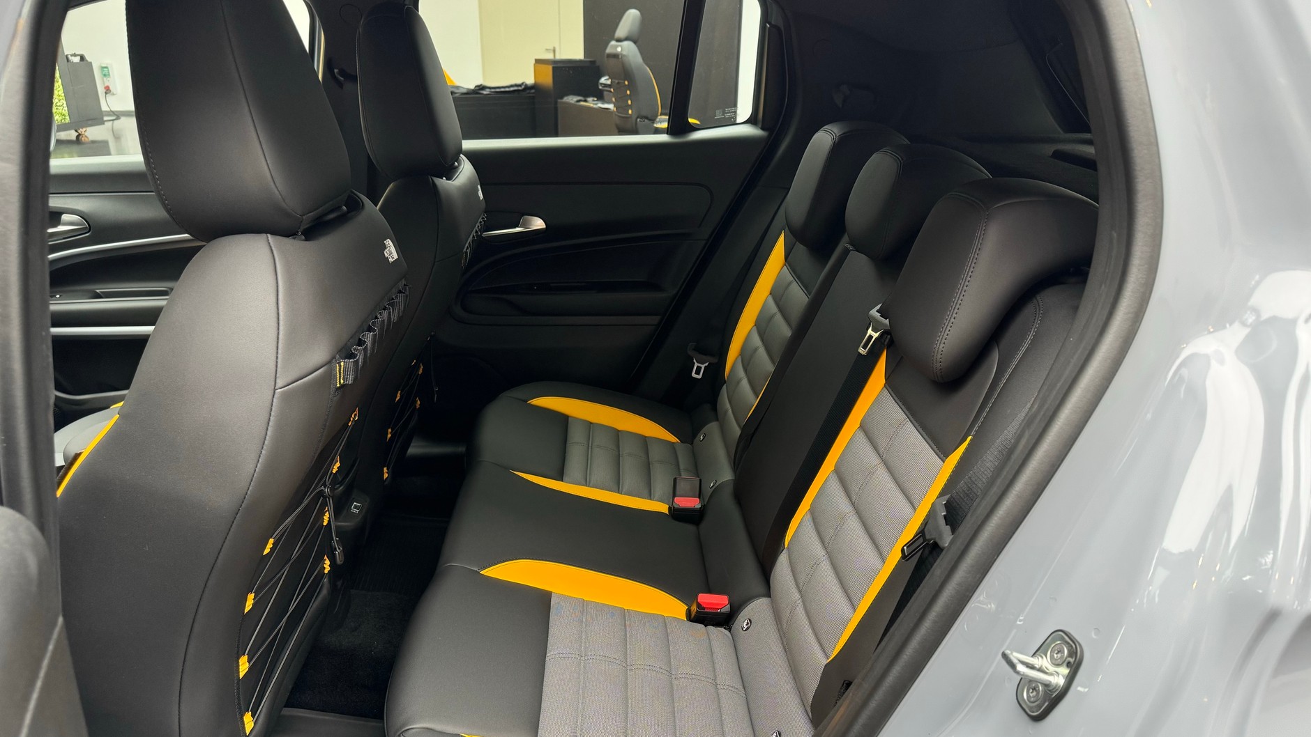 Jeep Avenger 4xe w wersji The North Face Edition