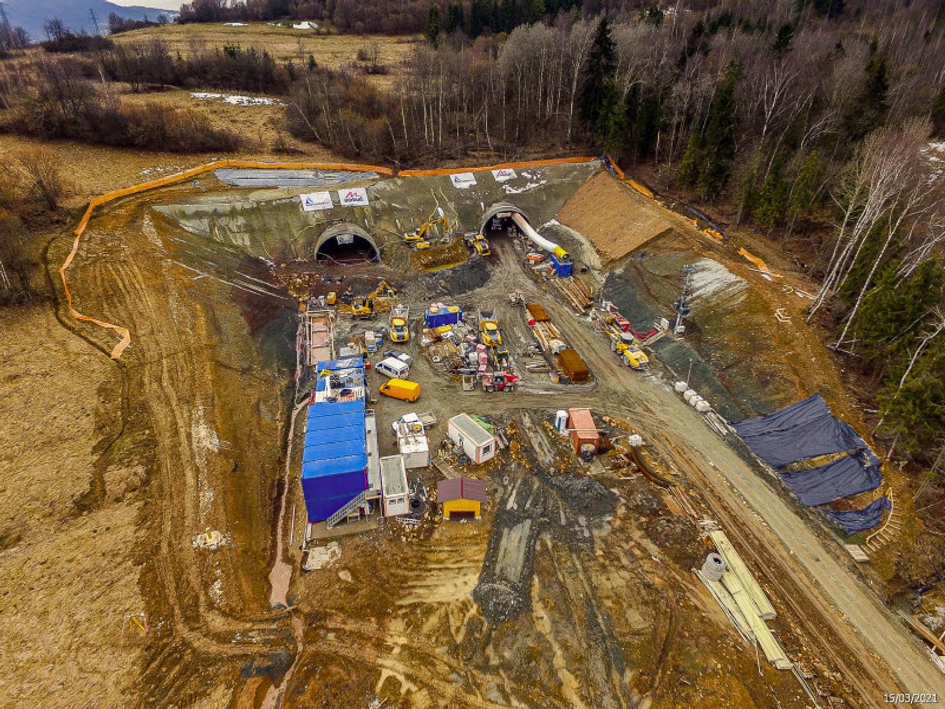 Droga S1. Rozpoczęto drążenie tuneli pod Baranią Górą