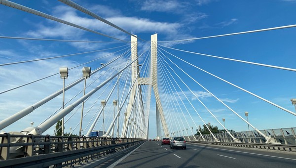 Most Rędziński wzdłuż AOW