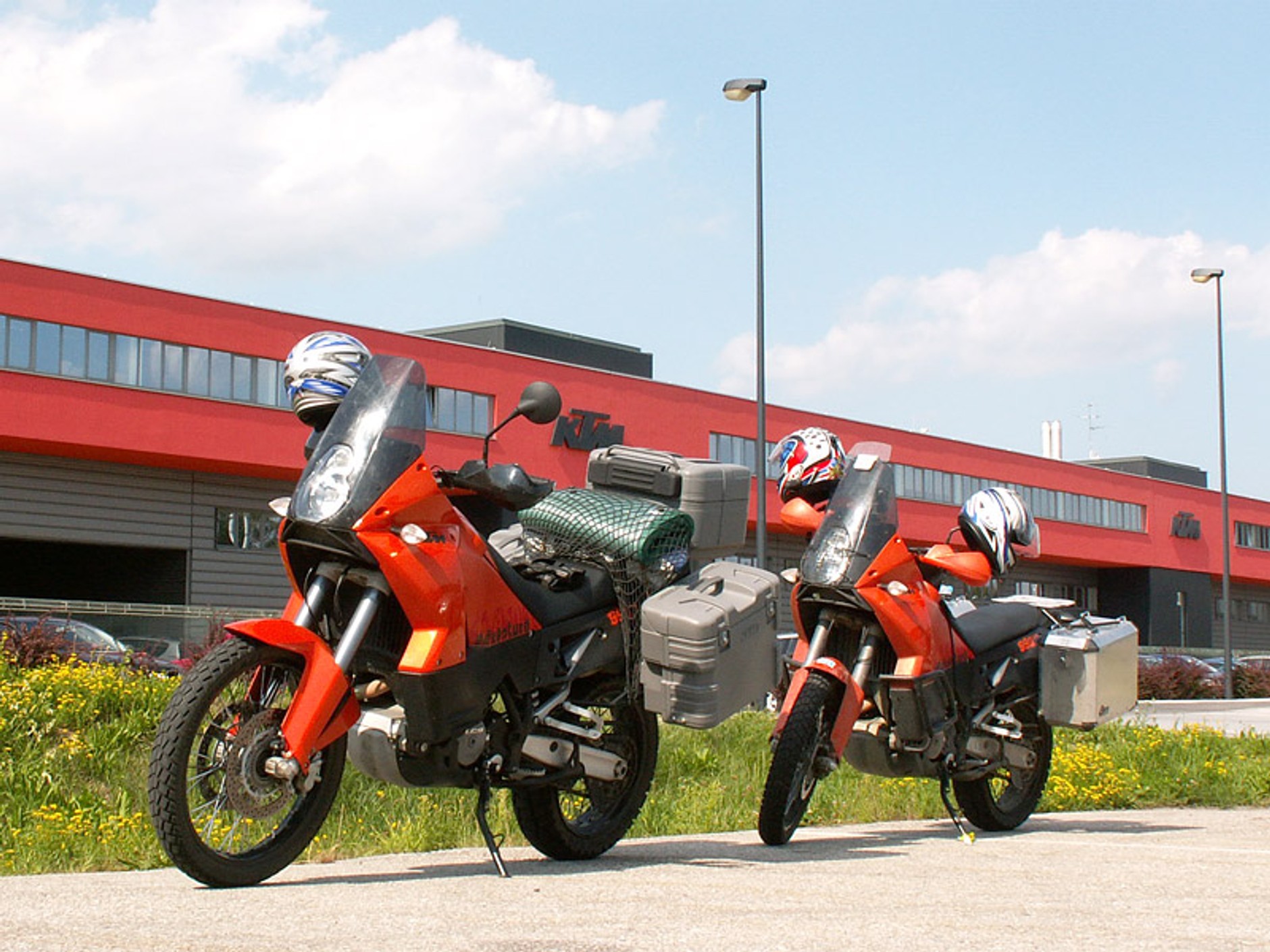 KTM 990 Adventure ABS: SUV na dwóch kołach