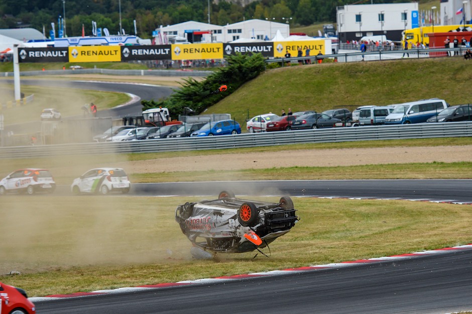 Kia Lotos Race