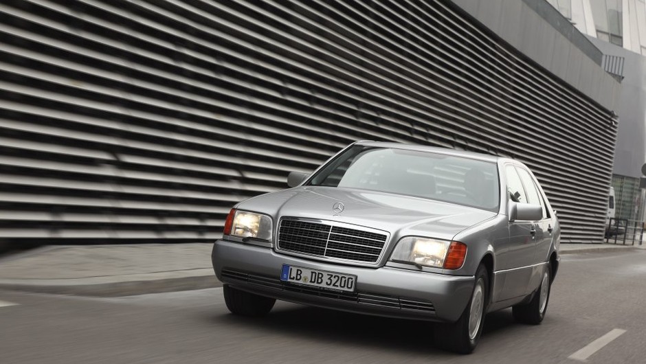 Twierdza na kołach, czyli Mercedes W140