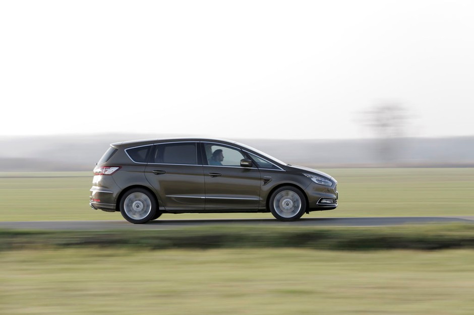 Ford S-Max Vignale - van idealnie skrojony