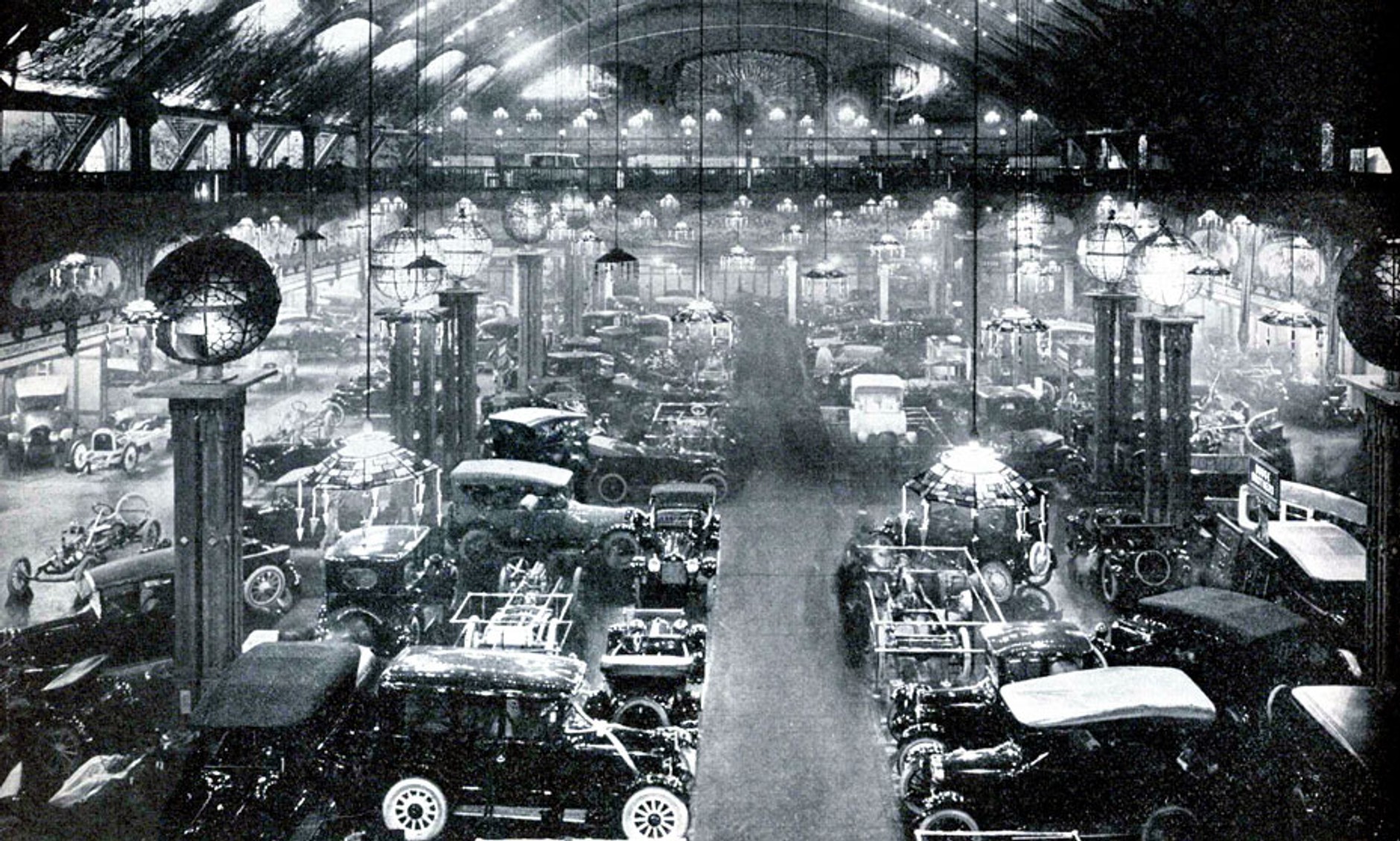 Salon samochodowy w Chicago (1917)