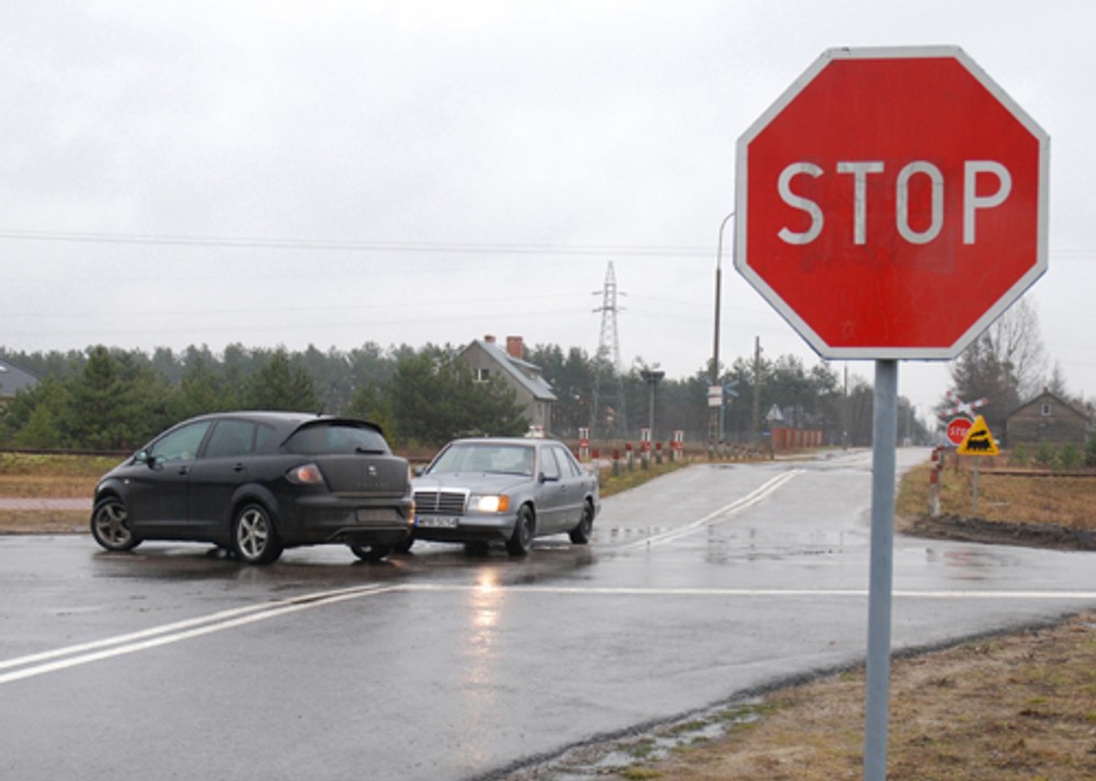 Znak B-20 "STOP"