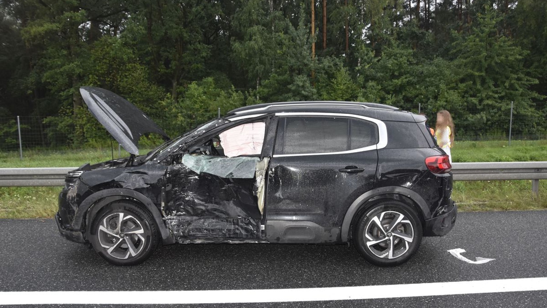 Nieodpowiedzialne zachowanie kierowców w czasie burzy mogło spowodować tragedię