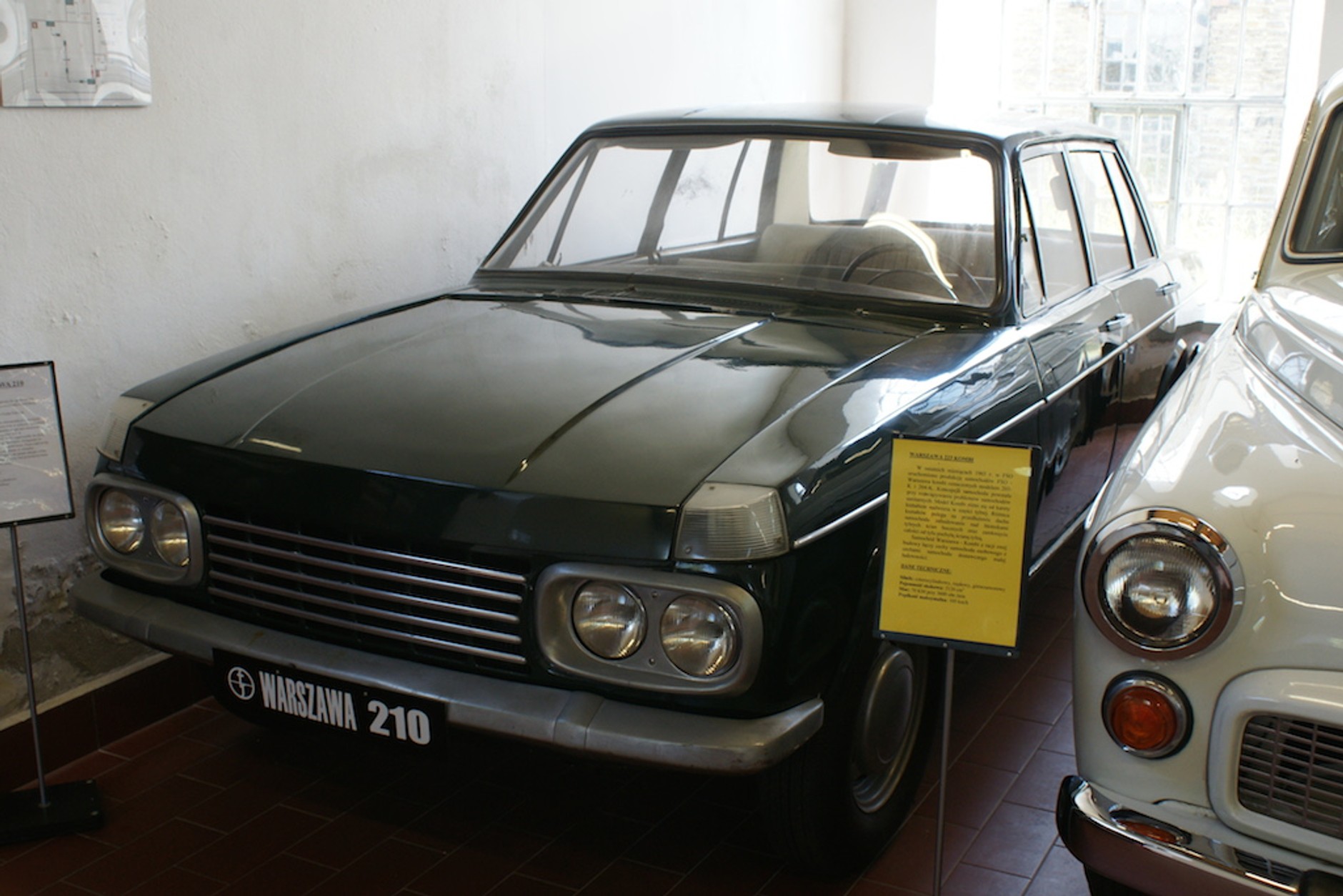 Oldtimery w starej hucie