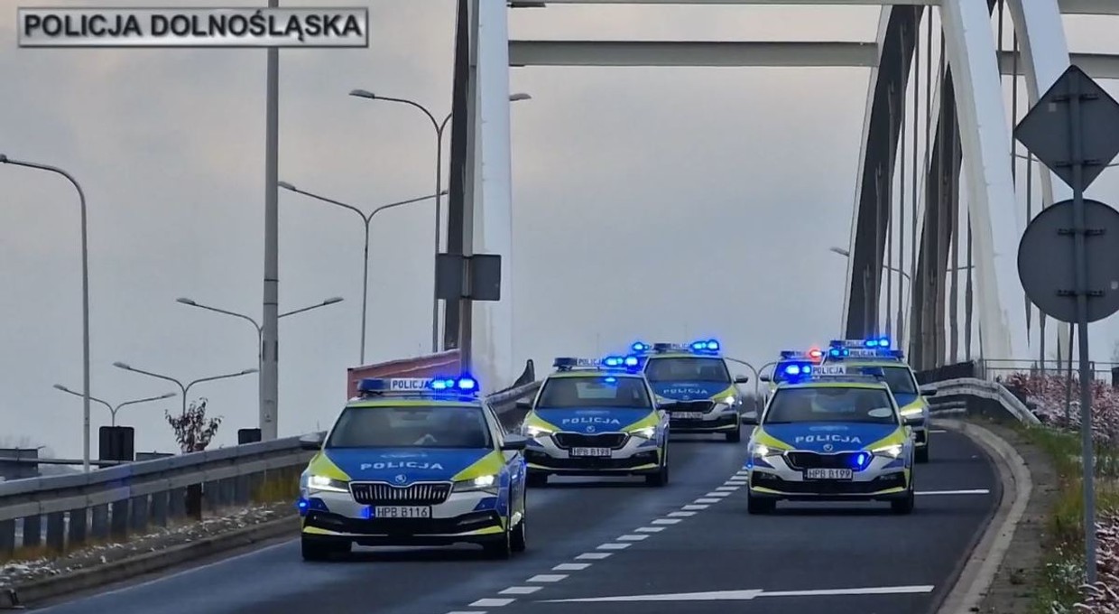 Nowoczesne pojazdy dla Policji we Wrocławiu i Legnicy
