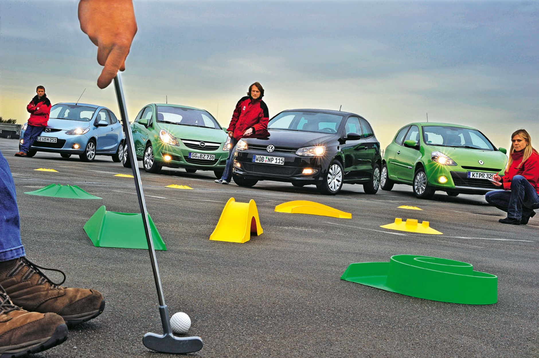 Klasa B - prawie, czy już kompakty? Mazda 2 kontra Opel Corsa, Renault Clio i Volkswagen Polo