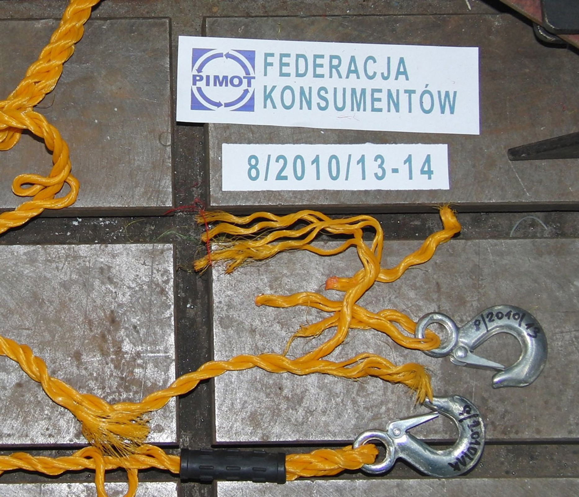 Skandal! AutoBadziewie: kable rozruchowe, linki i haki które możesz wyrzucić do kosza