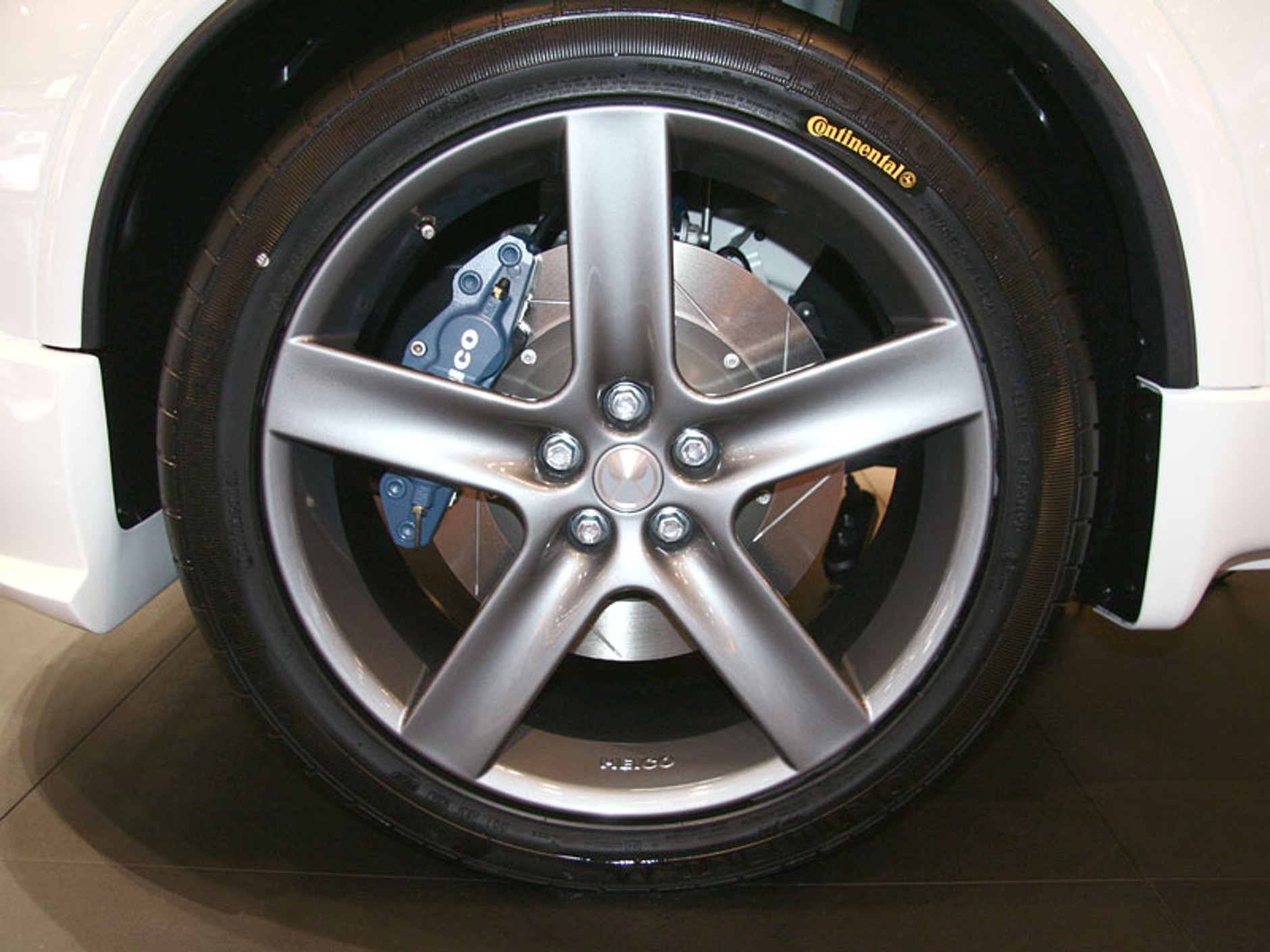 Essen Motor Show 2007: Moc i elektrownia pod maską (fotogaleria 3)