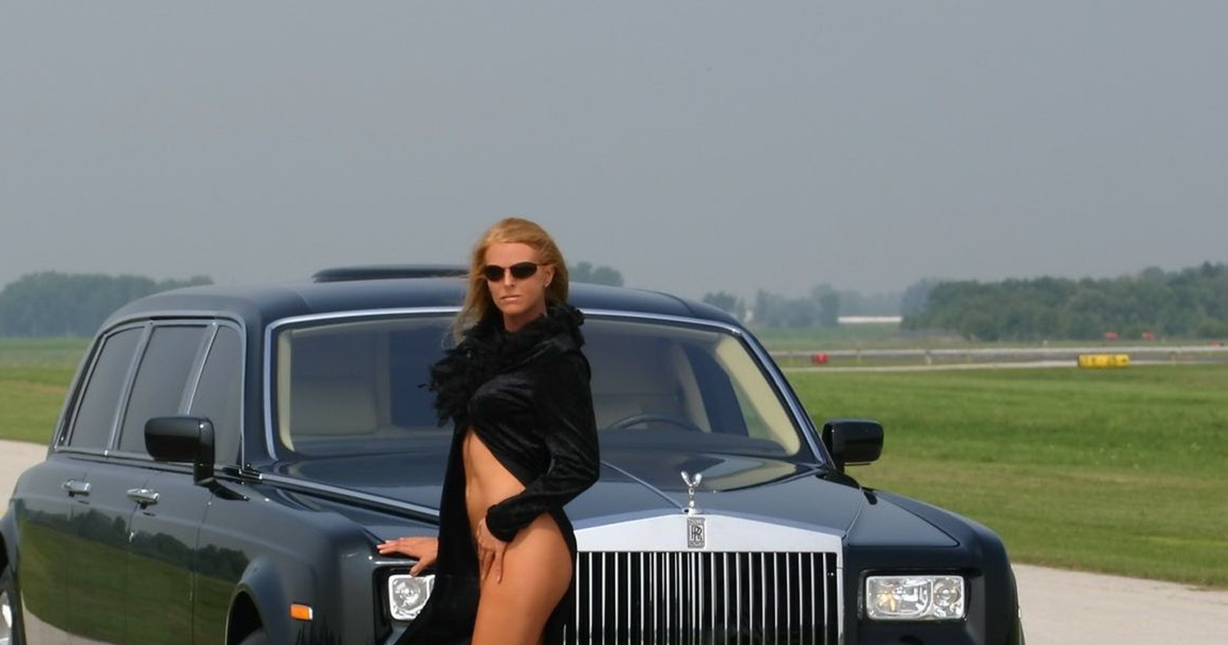 Rolls-Royce też hybrydowy i elektryczny