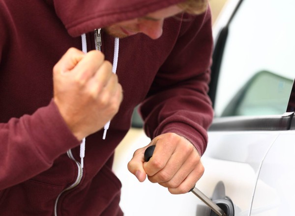 Pilnuj tablic rejestracyjnych