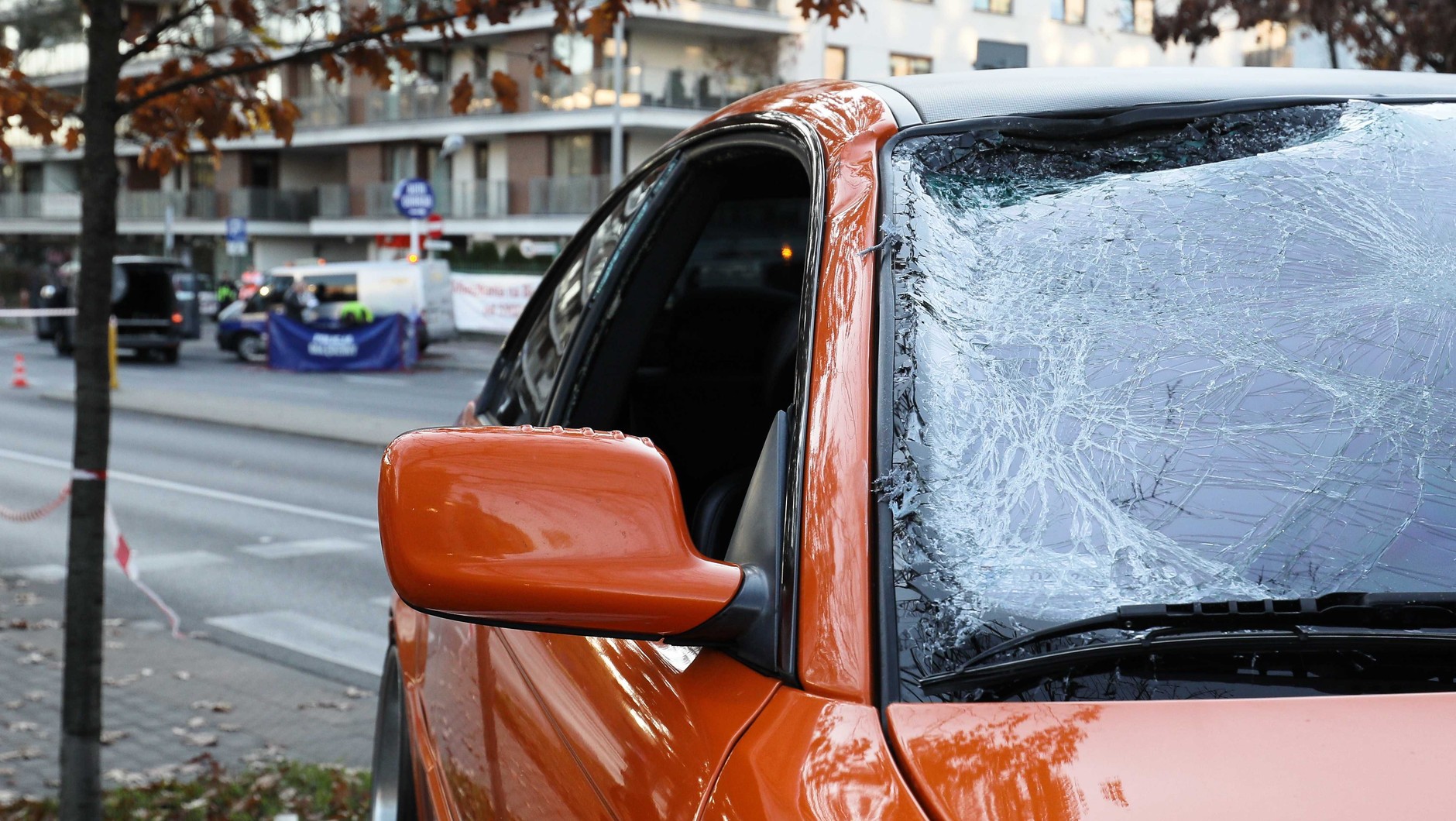 Zniszczone podczas wypadku BMW