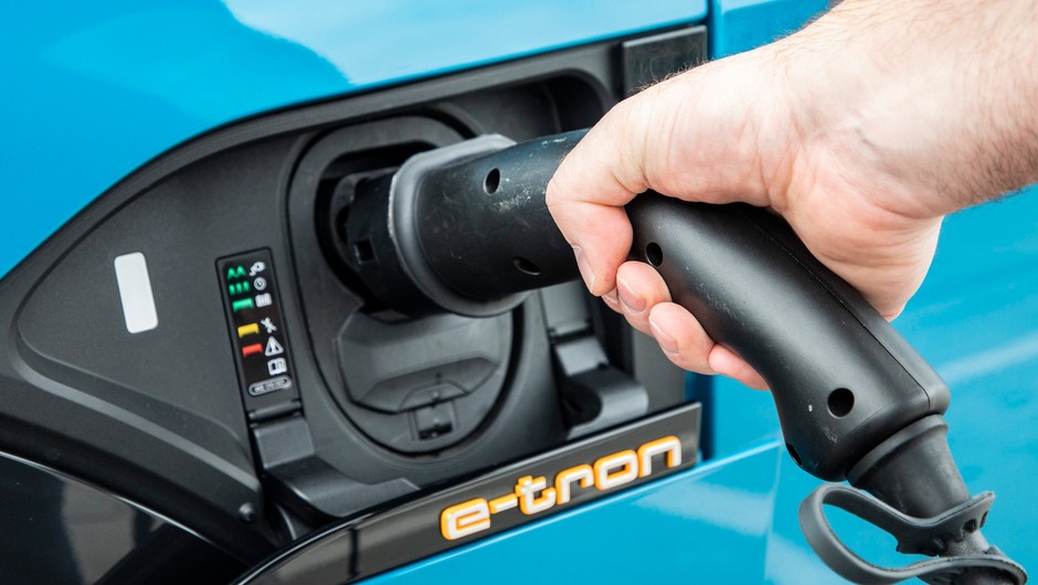 Audi e-tron 55 quattro