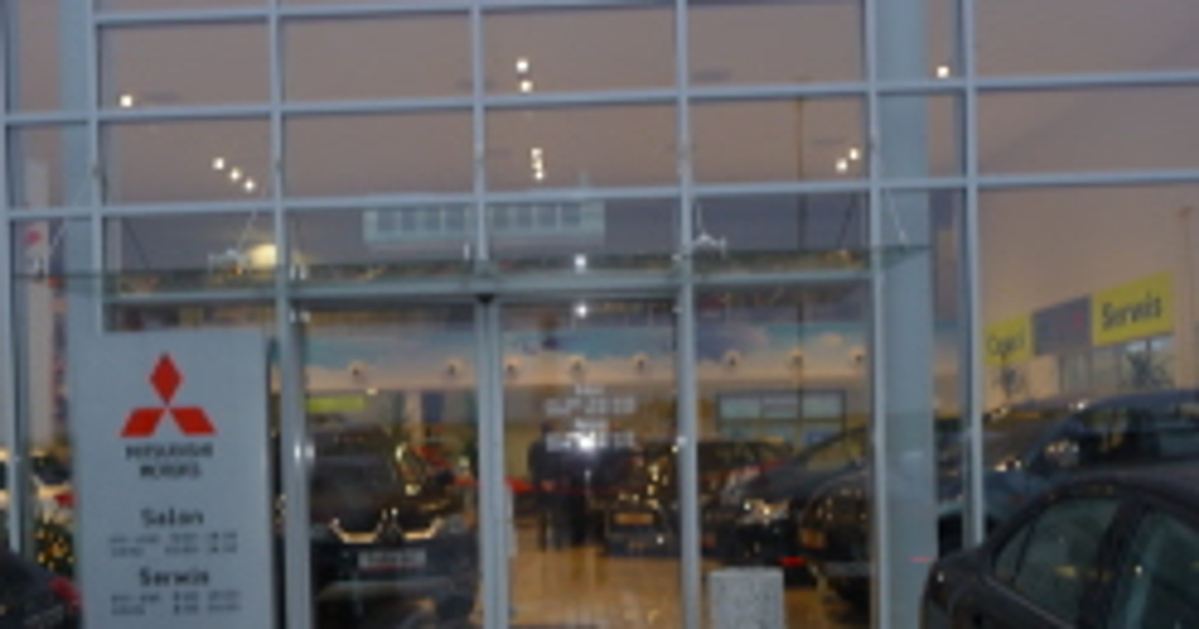 Mitsubishi: otwarto dwa nowe salony
